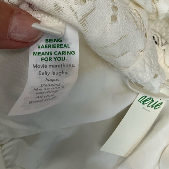 AERIE BRA. Lg. New/never worn/w Tags. 1 Shoulder. Lined, lace ecru. Orig. 39.95. - Picture 6 of 7
